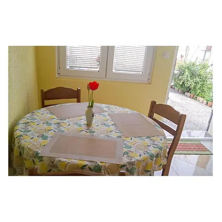 1 Bedroom Beautiful In